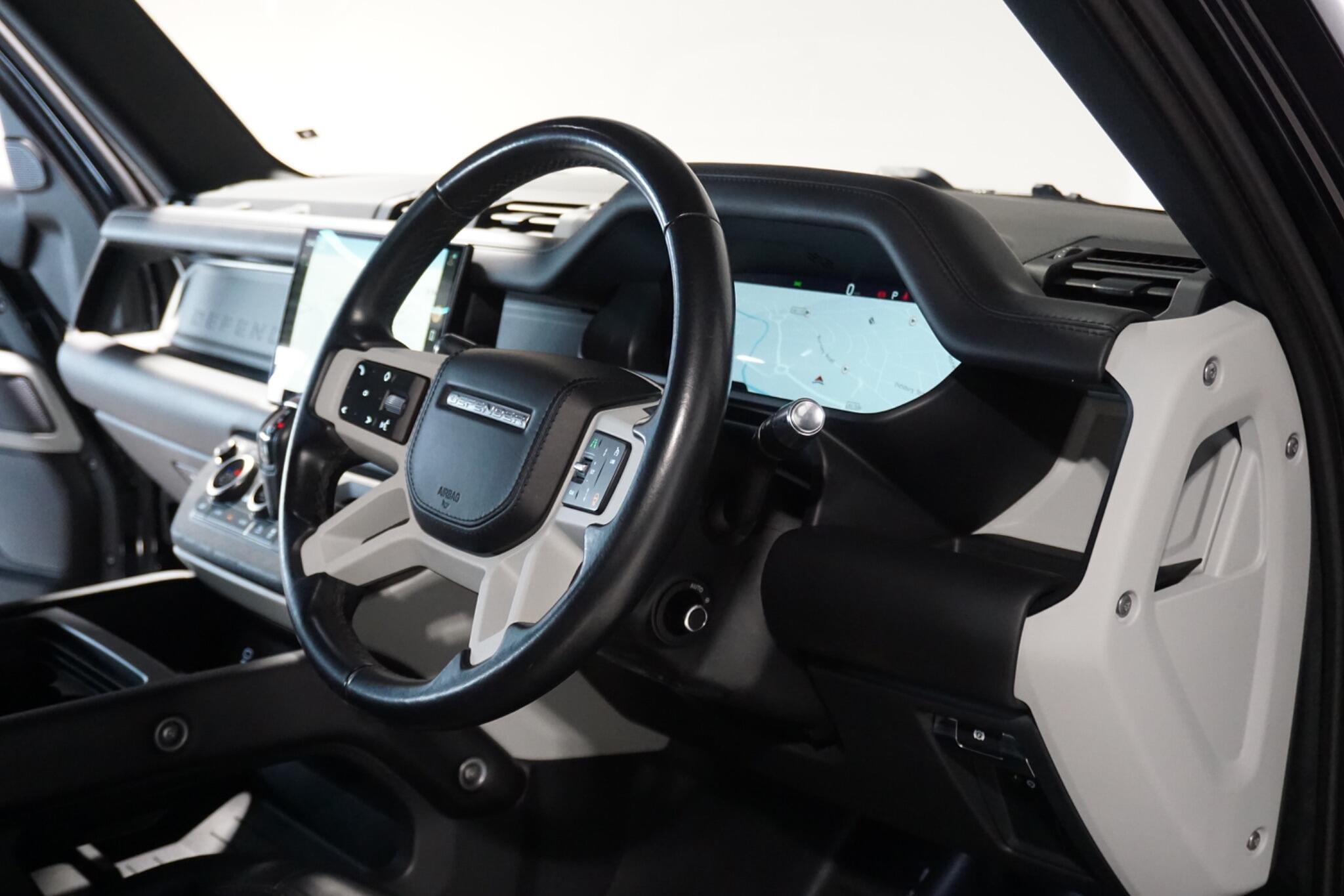 Land Rover Defender 110 3.0 D300 MHEV HSE SUV 5dr Diesel Auto 4WD Euro 6 (s/s) (300 ps)